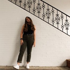 Meet your Posher, Amelia